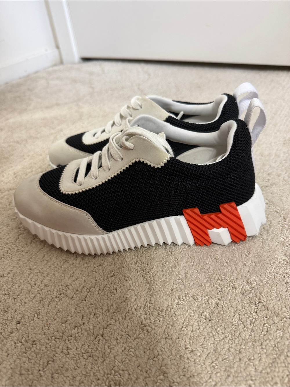 Hermes Bouncing Sneaker in Women’s 6